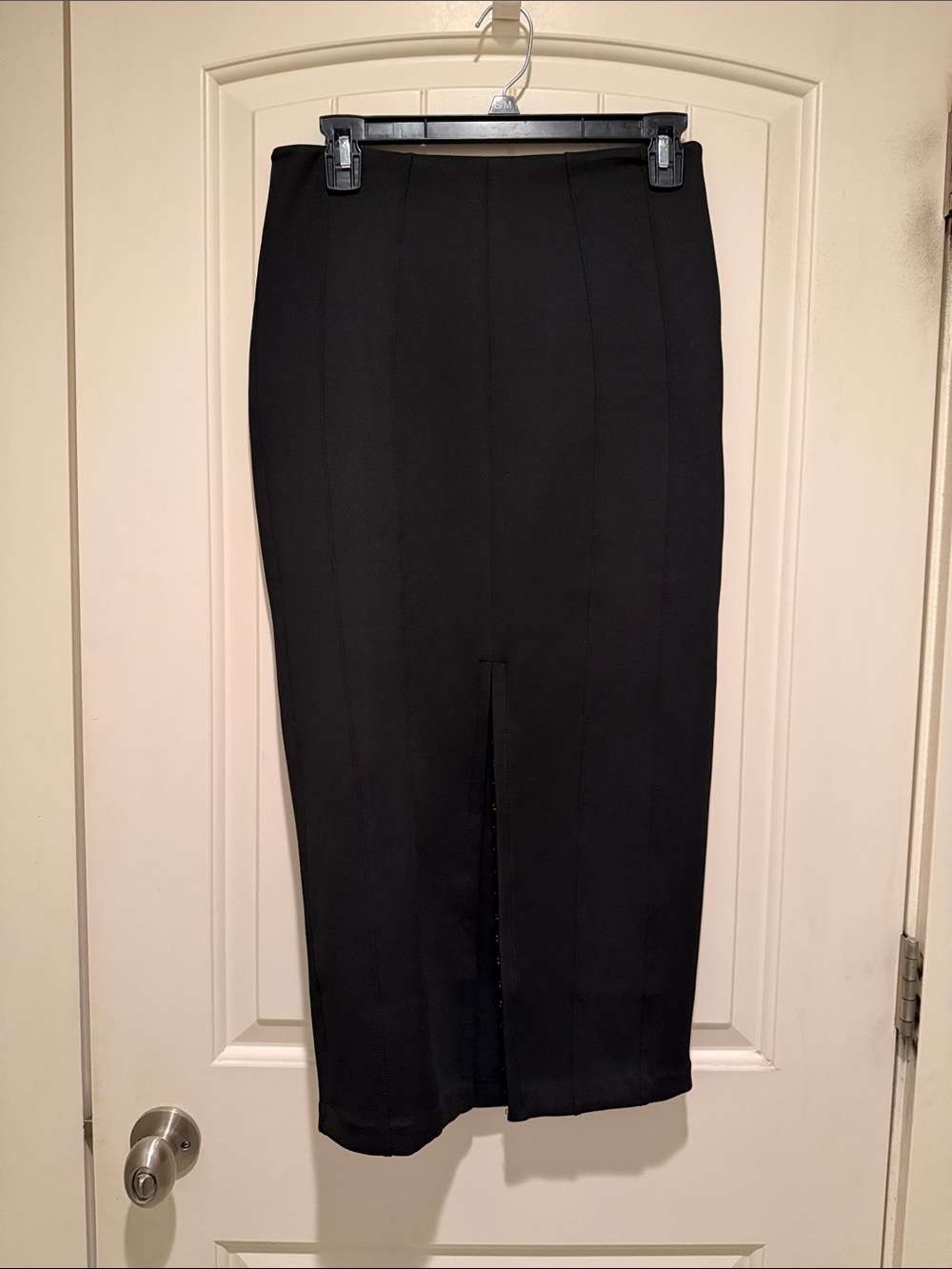 Good American Black Pencil Midi Skirt with Front Slit